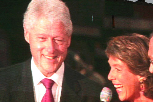 Bill Clinton und ORF Moderatorin