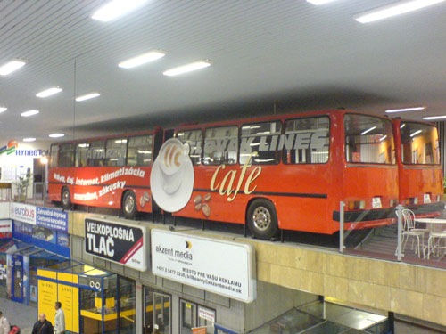 Am Busbahnhof "Bratislava aut.st. Mlynské Nivy"