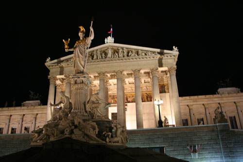 Parlament bei Nacht