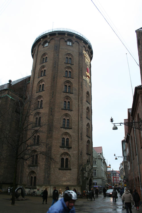 Runde Tarn - A look-out in the center of Copenhagen. Regrettably I couldn't get on