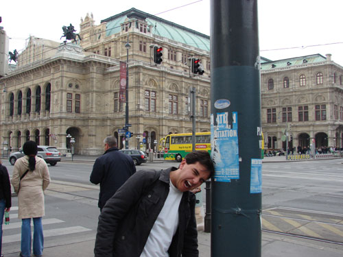 Crashing at Staatsoper