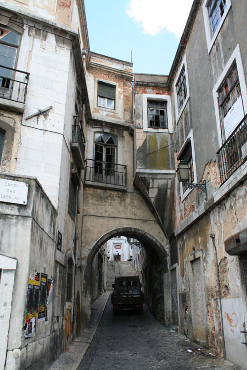 A byroad in Lisboa